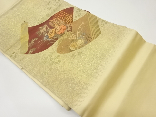 リサイクル　金彩巻物に御所車・草花模様名古屋帯